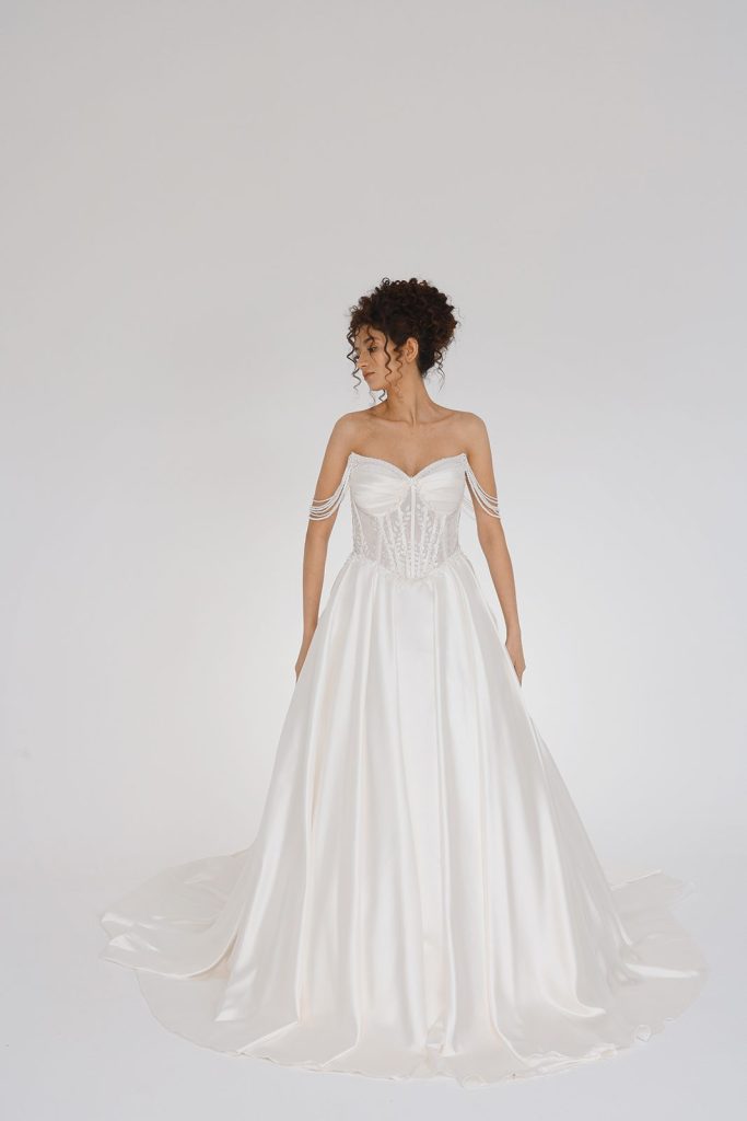 saten gelinlik modelleri sade